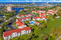 Pool View Balcony and Tropical Landscaping - Beautiful Coastal Escape