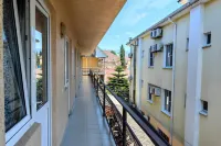 Albatros Hotel Allama Group