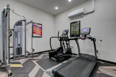 Charming Loft with Cozy Atmosphere - Inviting Retreat Отели рядом с достопримечательностью «Бирмингем Джефферсон Конвеншен Комплекс»