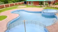 D Clouds, Bavda Hotels in Gaganbawda