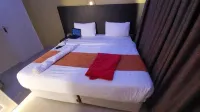 The Junction Hotel & Suites Hotels in 