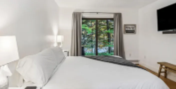 Cozy Condo with Access to Quechee Club - Exquisite Retreat