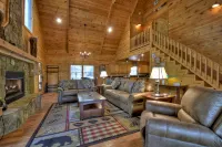 Fire Pit, Hot Tub and Game Room Retreat - Idyllic Serenity