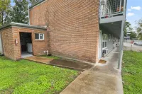Gated Parking and Cozy Living Space - Affordable Comfort Retreat