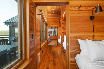 Private Dock and Scenic Views with Kayak - Spectacular Hideaway Hotels near Nehalem Welcome sign