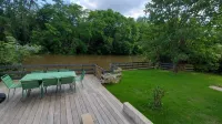 Coin de Paradis Entièrement Rénovée en Bord de Rivière et ses 20 Mètres de Berge