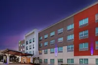 Holiday Inn Express & Suites Stafford NW - Sugar Land Hotel dekat AMF Stafford Lanes