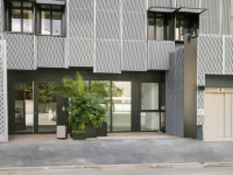 Yvette Hotel Porte de Versailles, Sonder Hoteles en Vanves