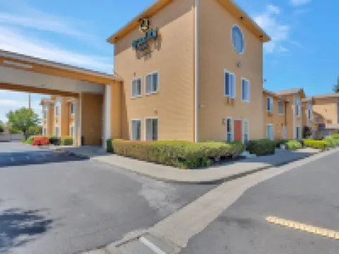 Quality Inn Near Six Flags Discovery Kingdom-Napa Valley Hotels in Vallejo