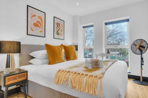 Homely - Luxury Apartments Finchley Hotels in Barnet