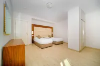 Delfino Apart Hotel