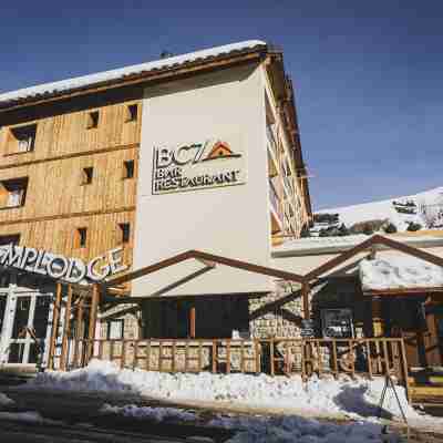 Base Camp Lodge Les 2 Alpes Hotel Exterior