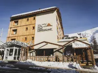 Hotel Base Camp Lodge - les 2 Alpes Hotels in Isere