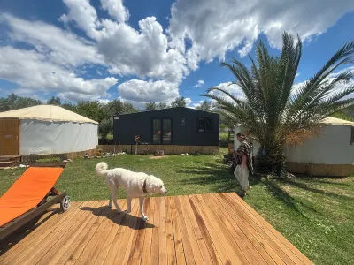 Yol Glamping فنادق في Kayakoy
