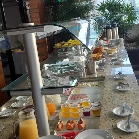 Cheverny Apart Hotel Отели рядом с достопримечательностью «Торговый центр Boulevard Shopping»