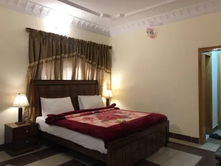 Hotel Deep Forest Отели рядом с достопримечательностью «Naran Valley»