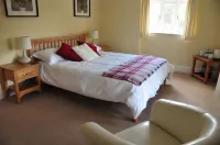 The Old Rectory Bed and Breakfast فنادق في کینوید، دنبیگ‌شر