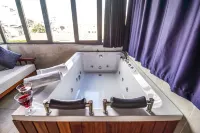 Mitani Suites - Bathtub
