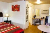 Brad's Desert Inn