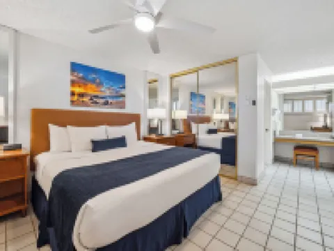 Maui Schooner Resort Hotels in Kihei