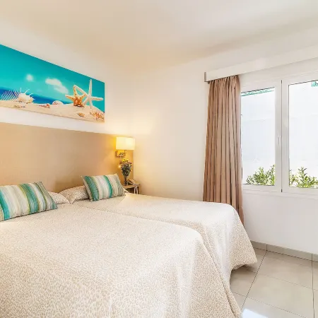 Apartamentos LIVVO Oasis
