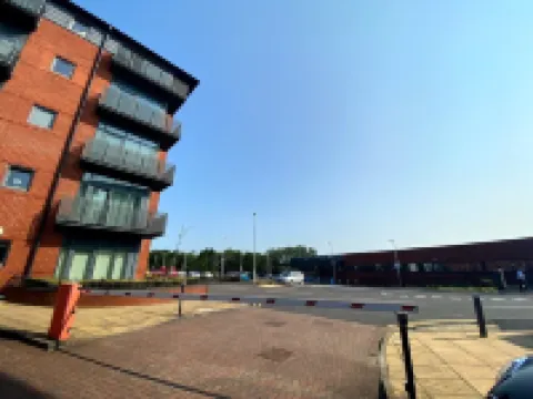 Station Side Penthouse Hotels in Wolverhampton