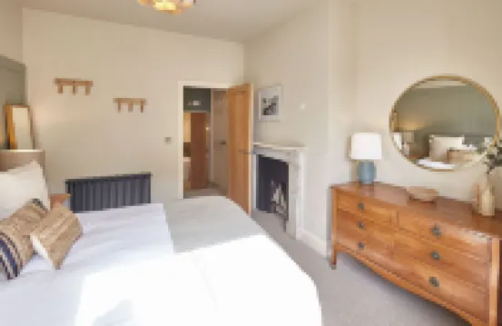 Host & Stay - the Salt Nook