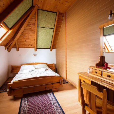 Kraljevi Konaci Zlatibor