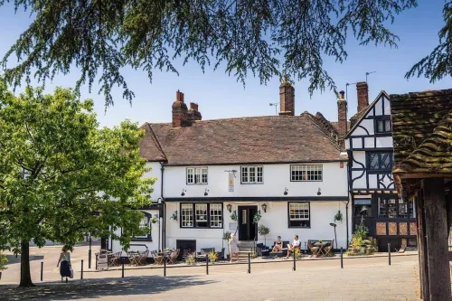 The Swan Inn Hotels in Midhurst