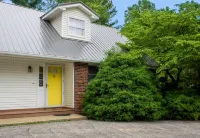 Huge Manor w Indoor Hot Tub and Pool Table Hotels in Perry Township