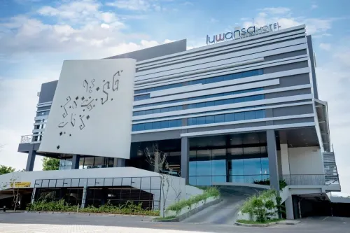 Luwansa Hotel and Convention Center Manado Hotel a Tikala