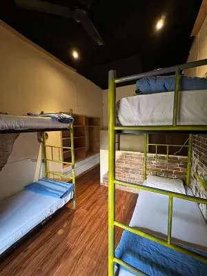 Volko Party Hostel
