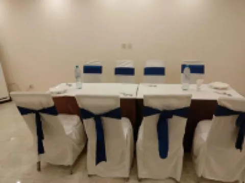Hotel Royal One Hotels in Multan