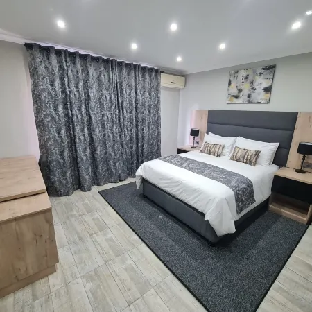 Luxe on Ridge Boutique Hotel