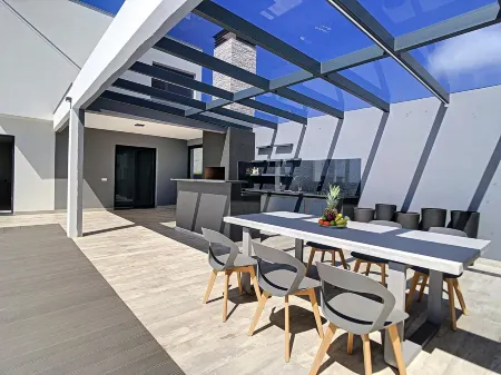 Villa de la Ponte by Atlantic Holiday