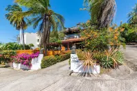 Luxury Ocean-View Flamingo Home with Pool, Apartment and Party Deck Hotels near Isla Plata