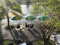 Le Coral Resort