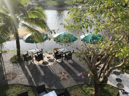 Le Coral Resort