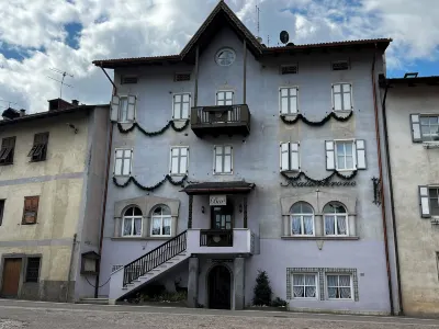 Kaiserkrone Charming Retreat Hotel di Commezzadura