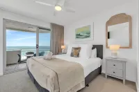 Rolling Surf Resort Sunshine Coast Hotels near Kings Beach