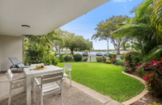 Noosa Outrigger Beach Resort