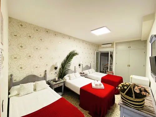 Hostal Azahara Các khách sạn ở Nerja