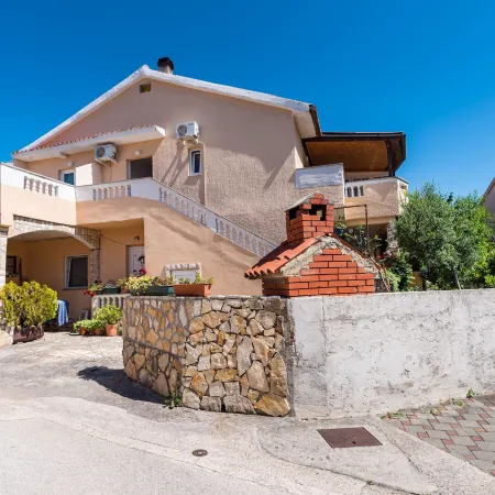 Ivica Two Bedroom Apartment L, Novalja