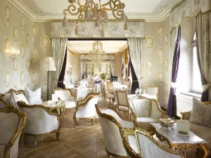 Chateau Mcely