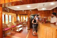 Goroomgo Poopada Resort  (Munnar, Kerala)