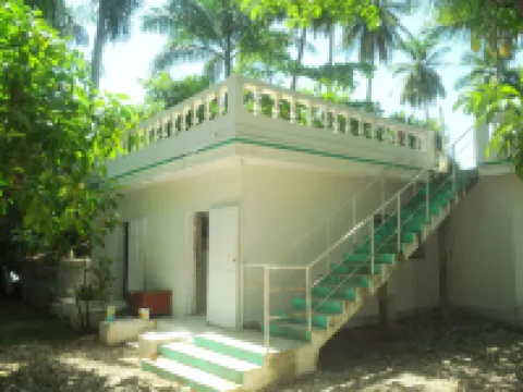 Hotel Florita ジャクメルのホテル