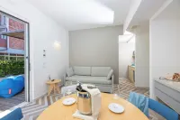 Amarina Hotel - balcony