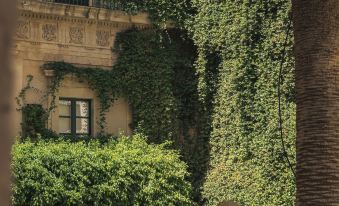 Mr & MRS Smith Seven Rooms Villadorata
