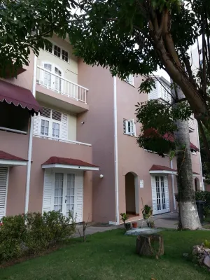 Fisherman's Point Resort Hotels in Steer Town