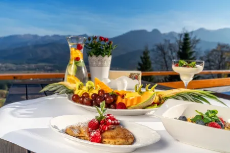 Butorowy Dwór Отели в г. Косцелиско